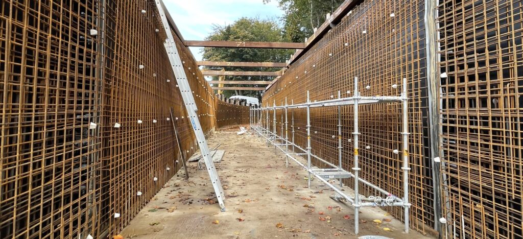 R0 oost - Brusselse Ring - Ring rond Brussel - Werken aan de ring - Welriekendedreef - betonkisting - stelling - ladder